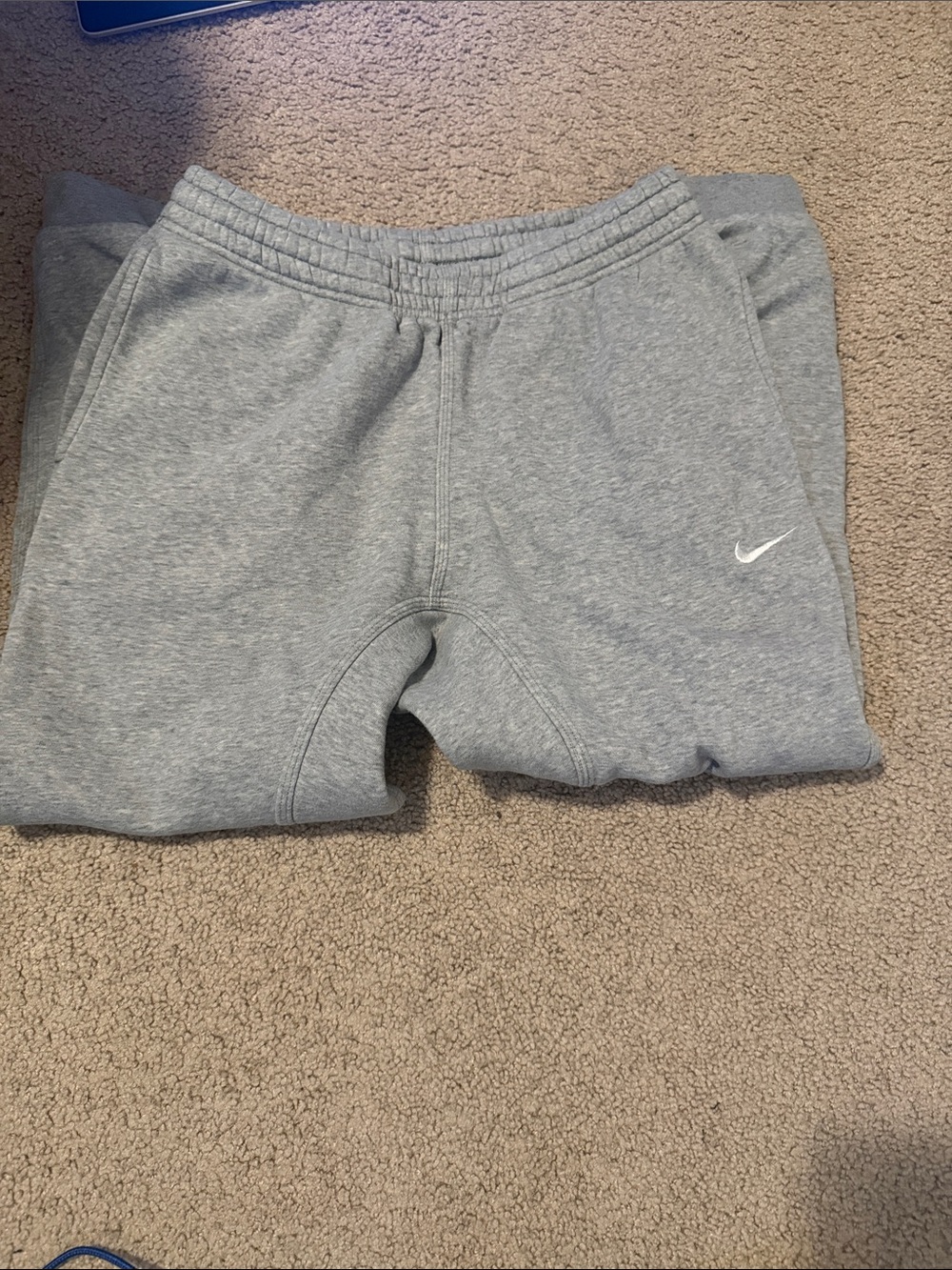 Mens medium Nike joggers